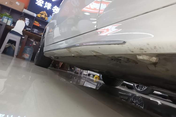 Used Mercedes-Benz C-Class 2025 Facelift C 260 L Sport Edition Right Side Sill