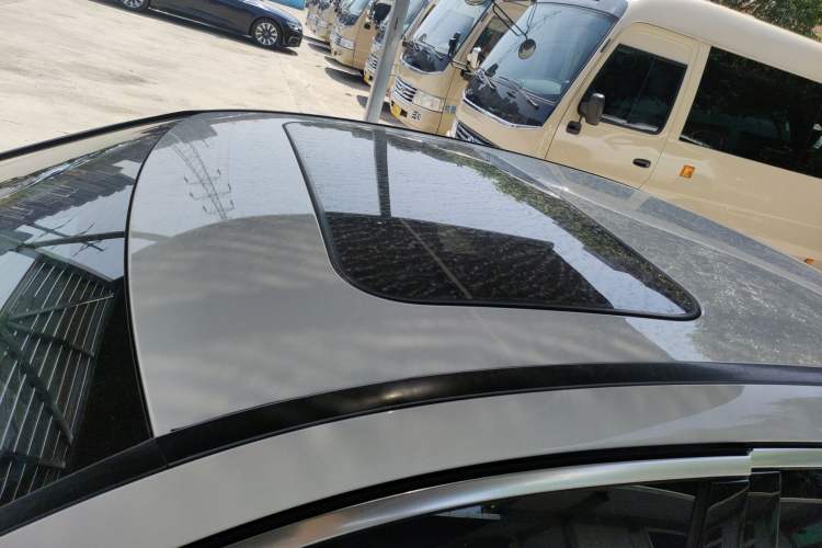 Used Mercedes-Benz C-Class 2025 Refresh C 200 L Sport Edition Roof