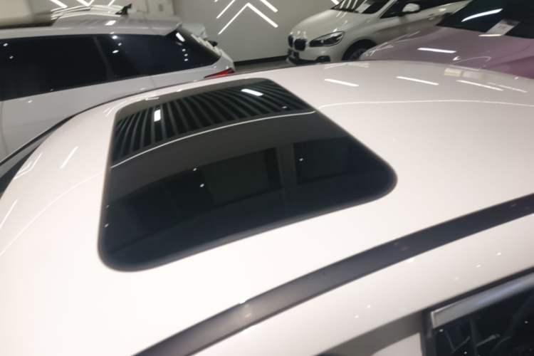 Used Mercedes-Benz C-Class 2025 C 200 L Sport Edition Roof