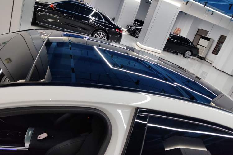 Used Mercedes-Benz C-Class 2025 C 260 L Obsidian Night Sport Edition Roof