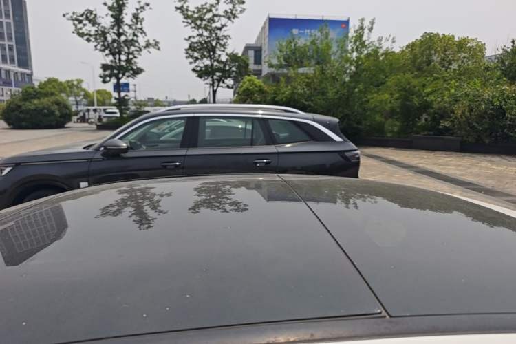 Used Mercedes-Benz C-Class 2025 C 260 L Obsidian Night Sport Edition Roof