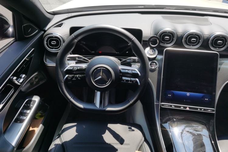 Used Mercedes-Benz C-Class 2025 Refresh C 260 L Night Edition Sports Version Steering Wheel
