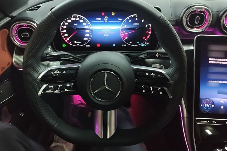 Used Mercedes-Benz C-Class 2025 Facelift C 260 L Sport Edition Steering Wheel