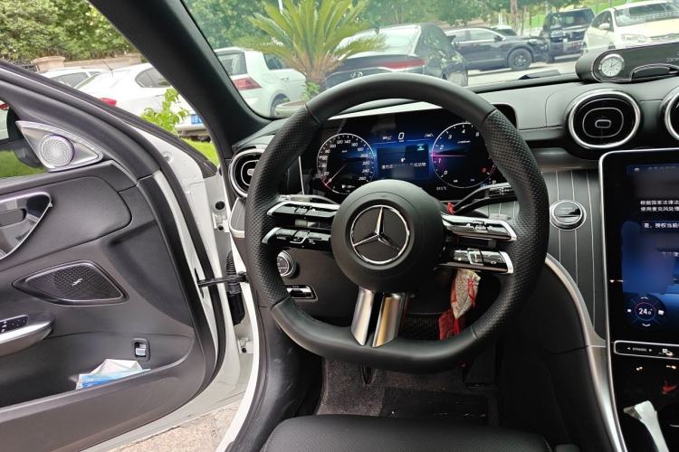 Used Mercedes-Benz C-Class 2025 C 200 L Sport Edition Steering Wheel