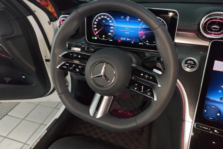 Used Mercedes-Benz C-Class 2025 C 260 L Sport Edition Steering Wheel