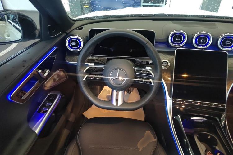 Used Mercedes-Benz C-Class 2025 Refresh C 260 L Night Edition Sports Version Steering Wheel