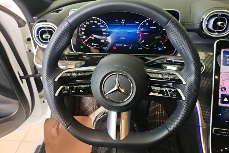 Used Mercedes-Benz C-Class 2025 C 260 L Obsidian Night Sport Edition Steering Wheel