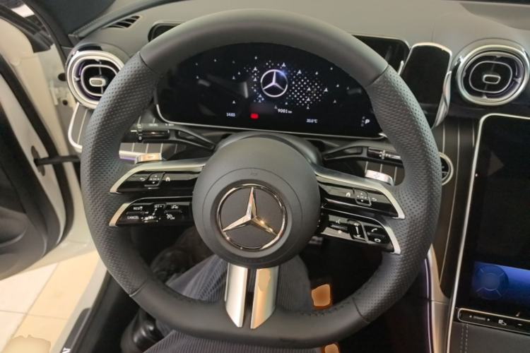 Used Mercedes-Benz C-Class 2025 Facelift C 260 L Sport Edition Steering Wheel