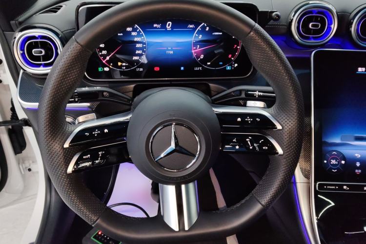 Used Mercedes-Benz C-Class 2025 C 260 L Obsidian Night Sport Edition Steering Wheel