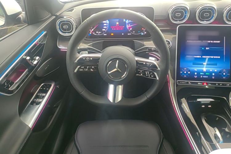 Used Mercedes-Benz C-Class 2025 Facelift C 260 L Sport Edition Steering Wheel