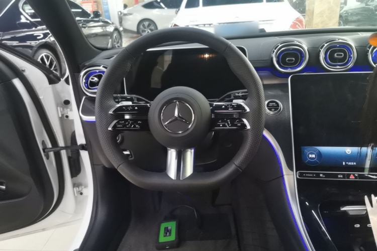 Used Mercedes-Benz C-Class 2025 Facelift C 260 L Sport Edition Steering Wheel