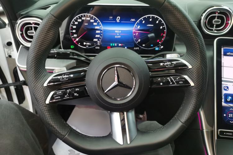 Used Mercedes-Benz C-Class 2025 Refresh C 200 L Sport Edition Steering Wheel