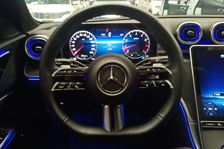 Used Mercedes-Benz C-Class 2025 Facelift C 260 L Sport Edition Steering Wheel