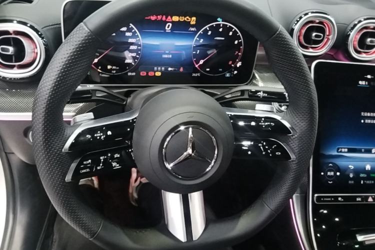 Used Mercedes-Benz C-Class 2025 Facelift C 260 L Sport Edition Steering Wheel