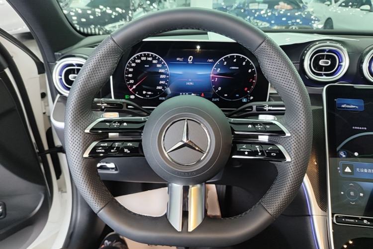 Used Mercedes-Benz C-Class 2025 C 260 L Obsidian Night Sport Edition Steering Wheel