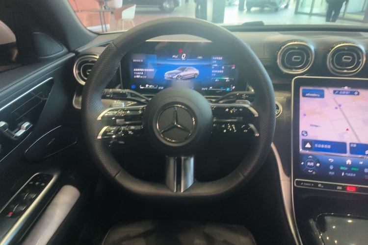 Used Mercedes-Benz C-Class 2025 Facelift C 260 L Sport Edition Steering Wheel