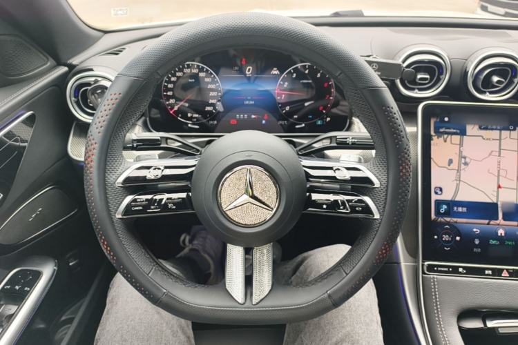 Used Mercedes-Benz C-Class 2025 Facelift C 260 L Sport Edition Steering Wheel