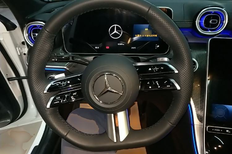 Used Mercedes-Benz C-Class 2025 Facelift C 260 L Sport Edition Steering Wheel