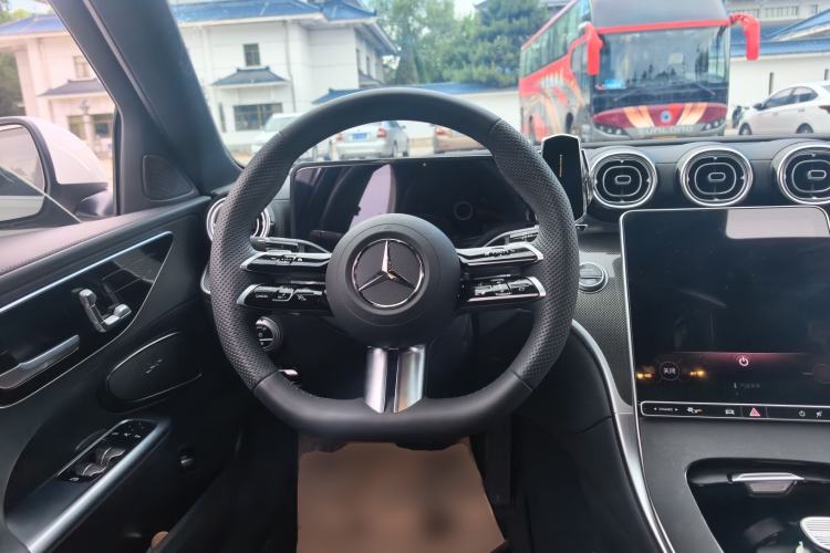 Used Mercedes-Benz C-Class 2025 Refresh C 260 L Night Edition Sports Version Steering Wheel