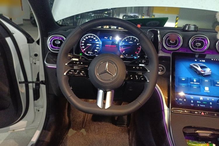 Used Mercedes-Benz C-Class 2025 Facelift C 260 L Sport Edition Steering Wheel