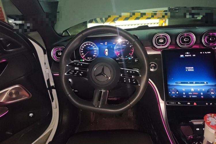 Used Mercedes-Benz C-Class 2025 C 260 L Obsidian Night Sport Edition Steering Wheel