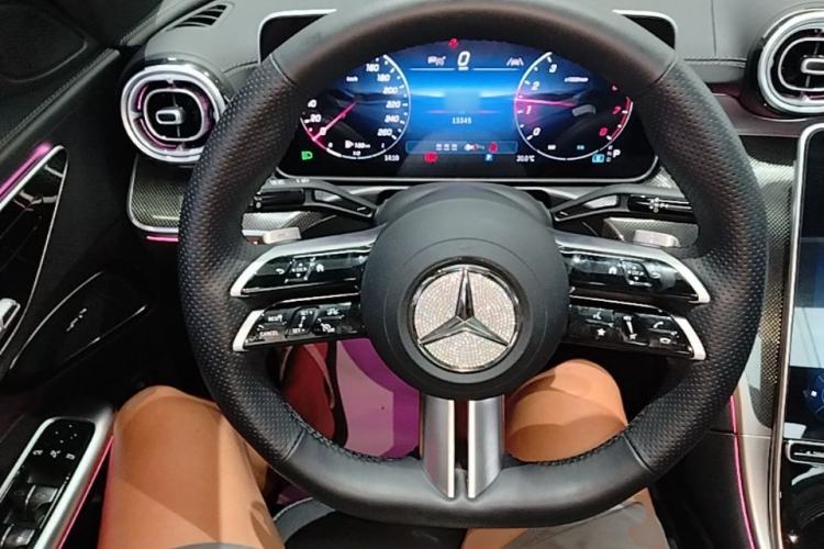 Used Mercedes-Benz C-Class 2025 Facelift C 260 L Sport Edition Steering Wheel