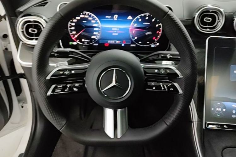 Used Mercedes-Benz C-Class 2025 Refresh C 260 L Night Edition Sports Version Steering Wheel