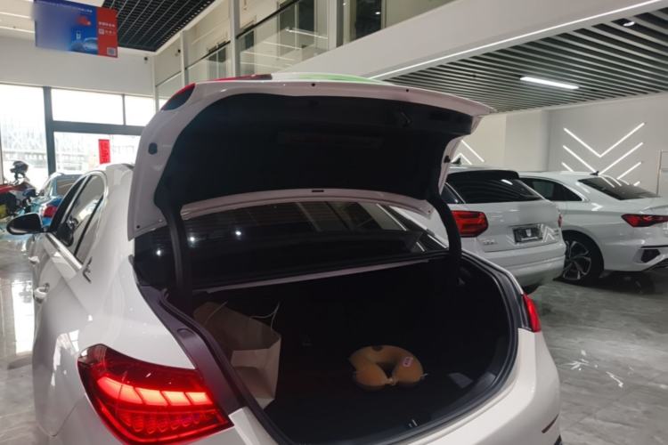 Used Mercedes-Benz C-Class 2025 C 200 L Sport Edition Trunk