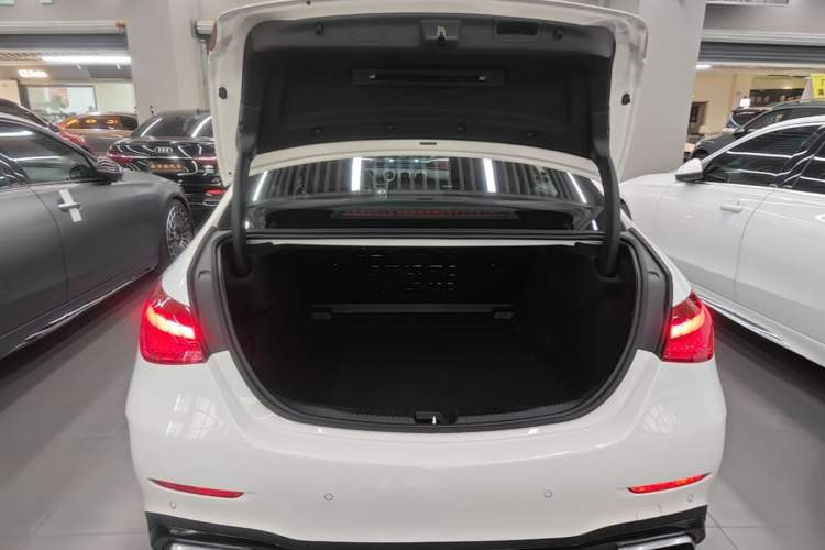 Used Mercedes-Benz C-Class 2025 C 260 L Obsidian Night Sport Edition Trunk