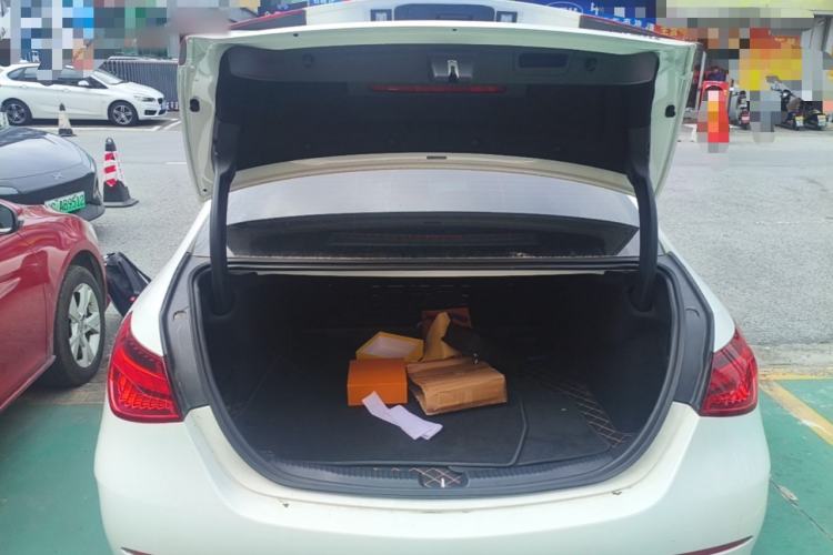 Used Mercedes-Benz C-Class 2025 Facelift C 260 L Sport Edition Trunk
