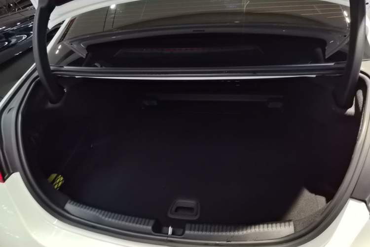 Used Mercedes-Benz C-Class 2025 C 200 L Sport Edition Trunk