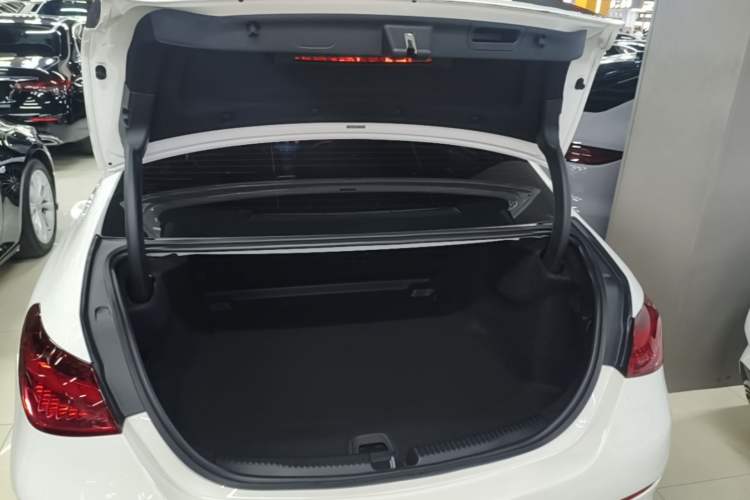 Used Mercedes-Benz C-Class 2025 Facelift C 260 L Sport Edition Trunk