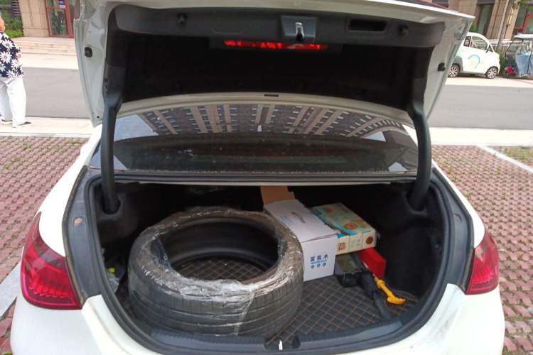 Used Mercedes-Benz C-Class 2025 Facelift C 260 L Sport Edition Trunk