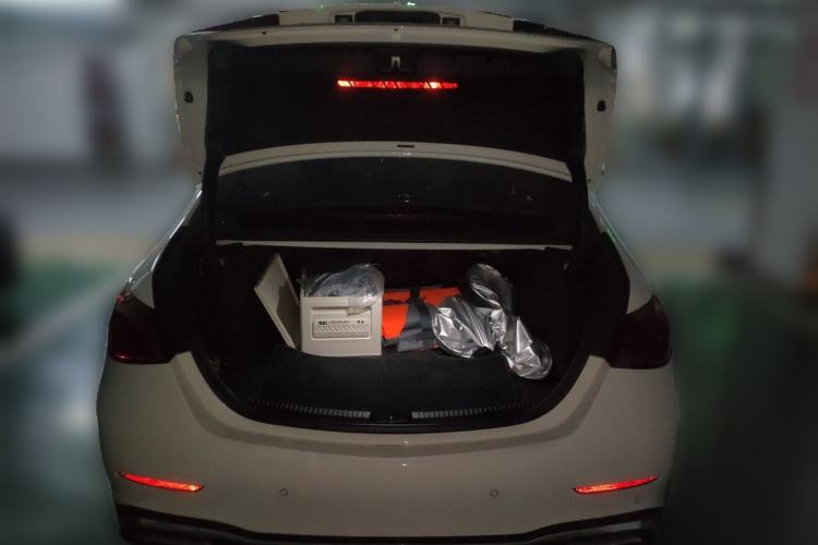 Used Mercedes-Benz C-Class 2025 Refresh C 200 L Sport Edition Trunk