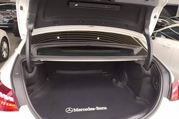Used Mercedes-Benz C-Class 2025 Facelift C 260 L Sport Edition Trunk