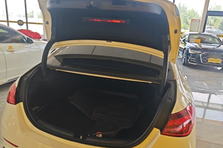 Used Mercedes-Benz C-Class 2025 Facelift C 260 L Sport Edition Trunk