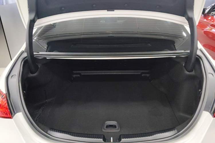 Used Mercedes-Benz C-Class 2025 Facelift C 260 L Sport Edition Trunk