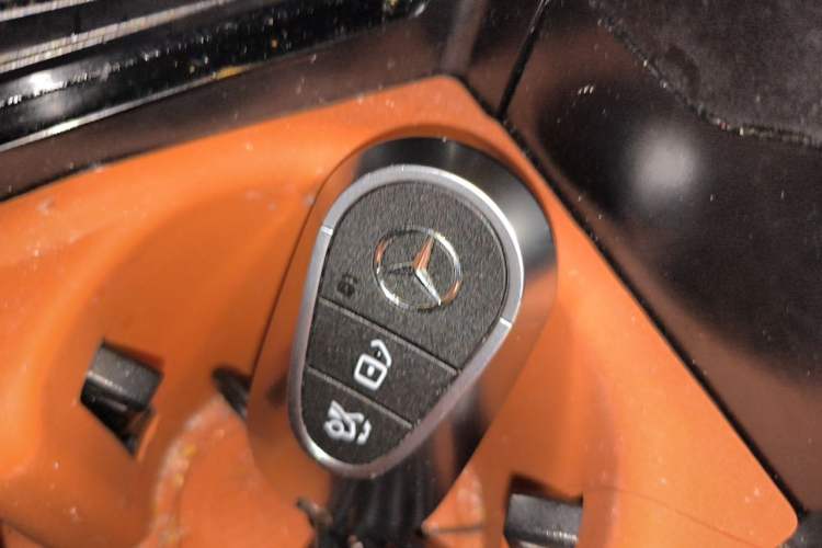 Used Mercedes-Benz C-Class 2025 C 260 L Sport Edition Vehicle Key