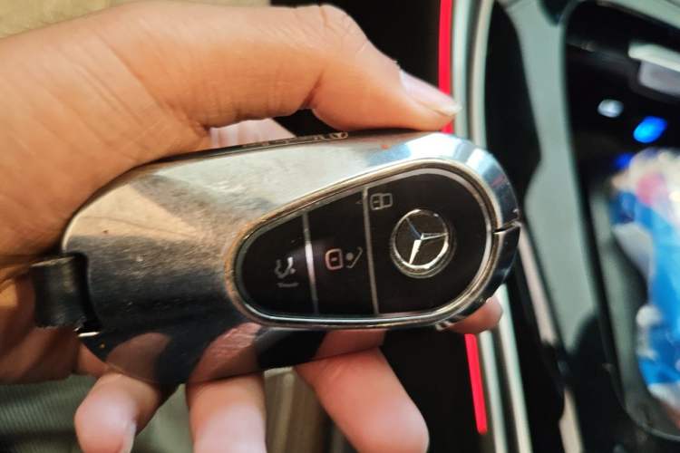 Used Mercedes-Benz C-Class 2025 C 260 L Sport Edition Vehicle Key