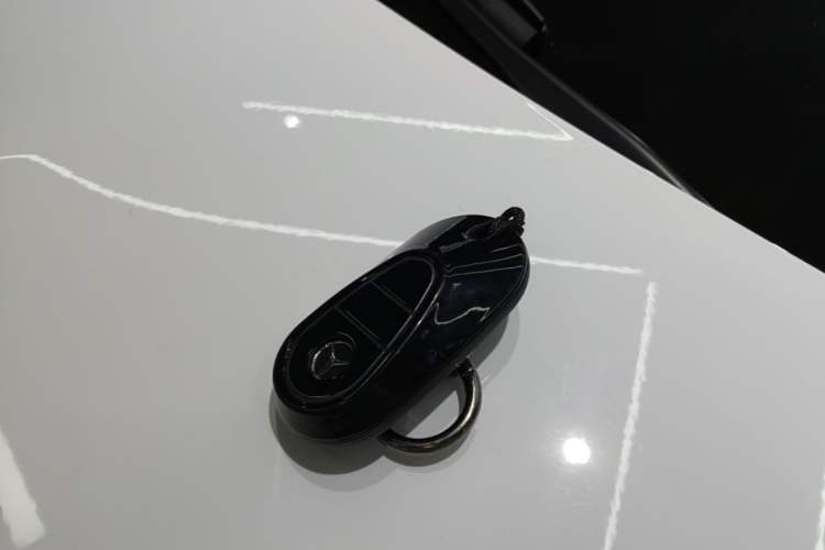 Used Mercedes-Benz C-Class 2025 Facelift C 260 L Sport Edition Vehicle Key