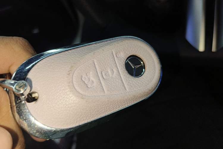 Used Mercedes-Benz C-Class 2025 Facelift C 260 L Sport Edition Vehicle Key