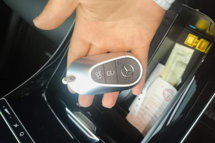 Used Mercedes-Benz C-Class 2025 C 260 L Sport Edition Vehicle Key