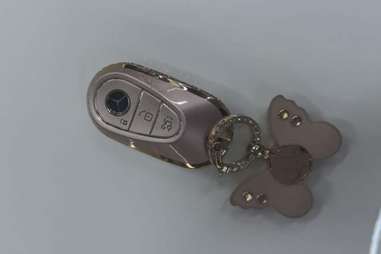 Used Mercedes-Benz C-Class 2025 Facelift C 260 L Sport Edition Vehicle Key