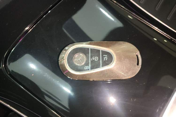 Used Mercedes-Benz C-Class 2025 C 260 L Sport Edition Vehicle Key