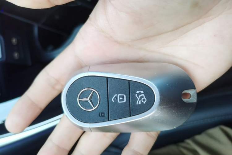 Used Mercedes-Benz C-Class 2025 C 260 L Sport Edition Vehicle Key