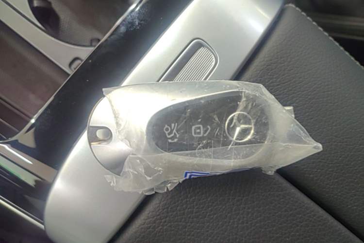 Used Mercedes-Benz C-Class 2025 Facelift C 260 L Sport Edition Vehicle Key