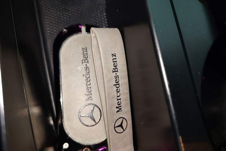 Used Mercedes-Benz C-Class 2025 Refresh C 200 L Sport Edition Vehicle Key