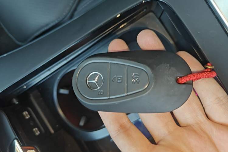 Used Mercedes-Benz C-Class 2025 C 260 L Sport Edition Vehicle Key