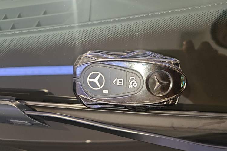 Used Mercedes-Benz C-Class 2025 C 260 L Sport Edition Vehicle Key