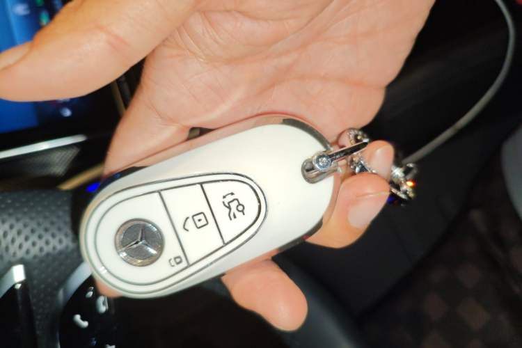 Used Mercedes-Benz C-Class 2025 Facelift C 260 L Sport Edition Vehicle Key